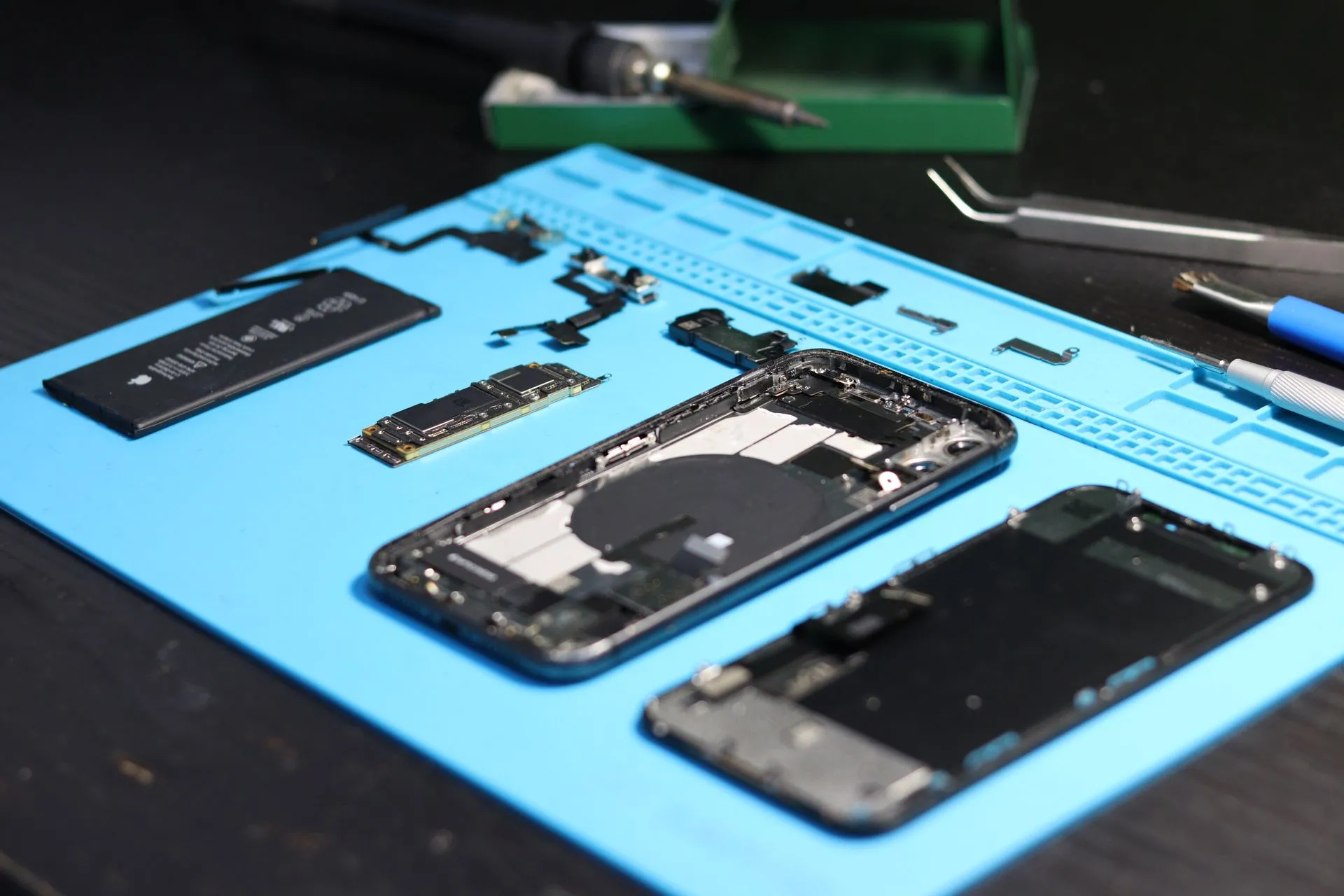 Phone & Tablet Repair